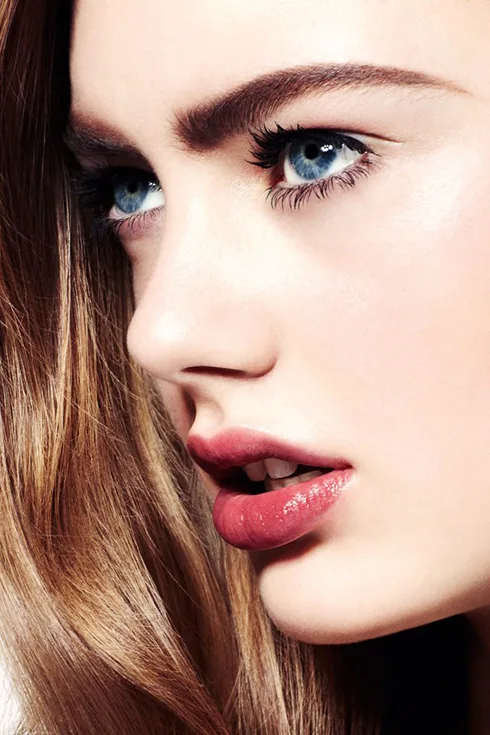 page266_3Dyourmakeup01_april13_glamour-26apr13_davidoldham_b_592x888