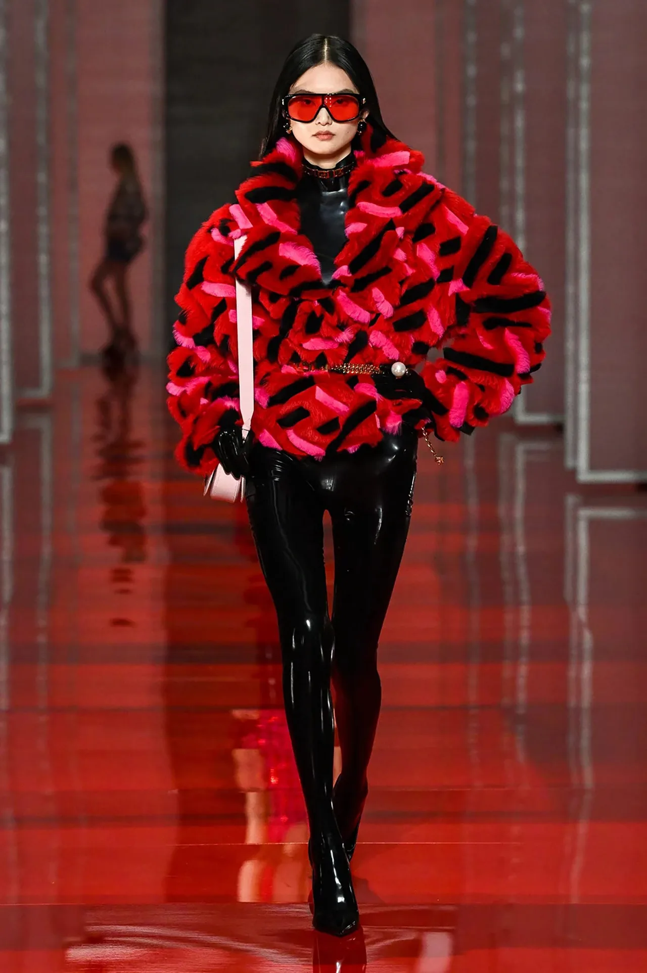 thời trang của Versace 2022 thời trang của Versace 2022
