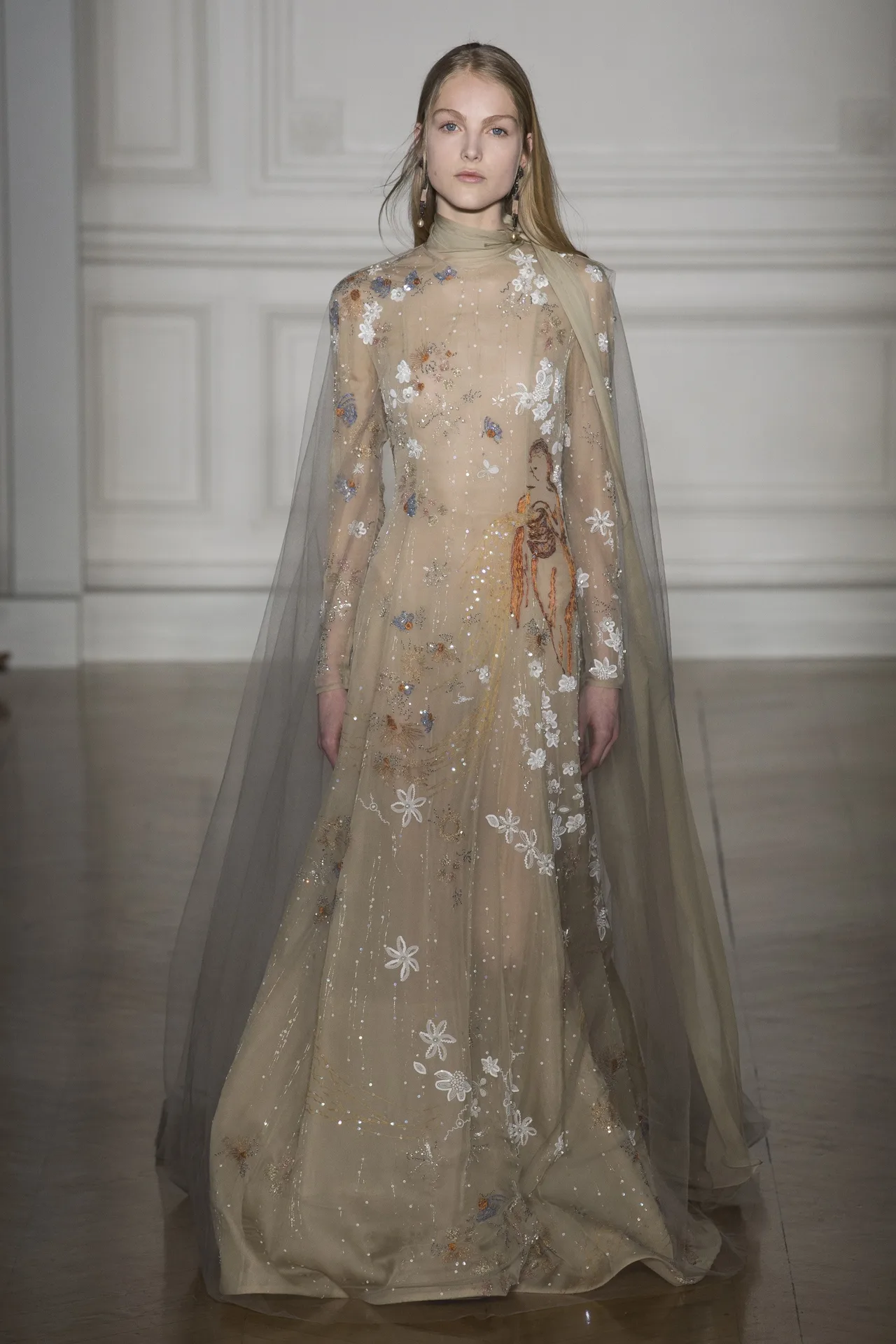Những BST nổi bật tại tuần lễ Haute Couture Xuân-Hè 2017 - ELLE VN