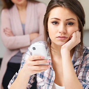 Tranh luận giữa mẹ và con gái – Tâm sự của một đứa con hư!