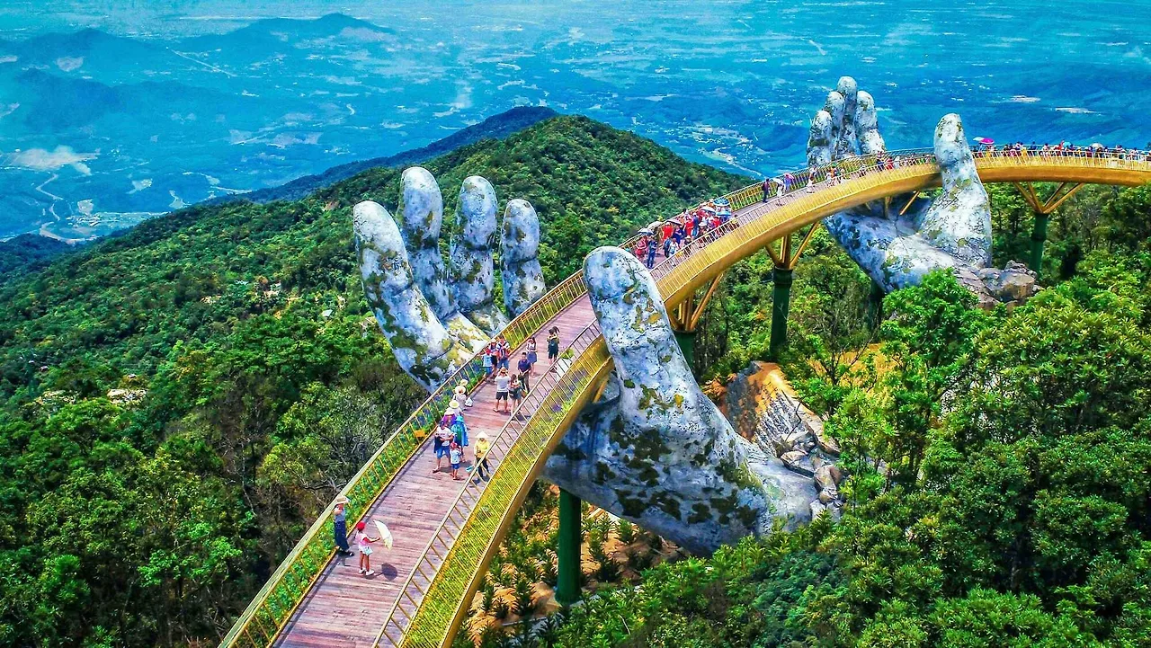 cầu vàng danh lam thắng cảnh
