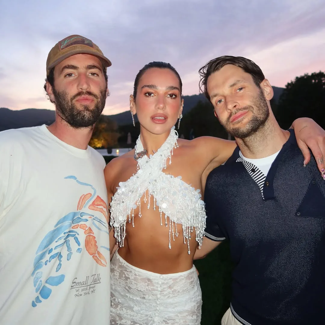 Dua Lipa trong tiệc độc thân tại Ibiza