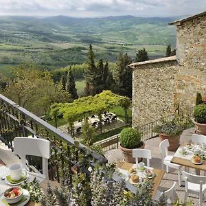 Khách sạn Monteverdi vùng Tuscany