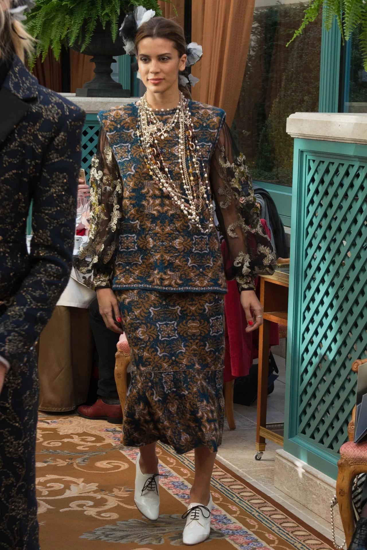 bst thoi trang chanel prefall 2017