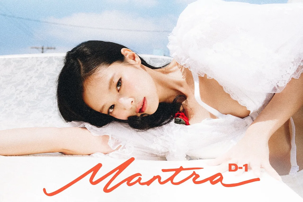 NEW-MANTRA-JENNIE-3
