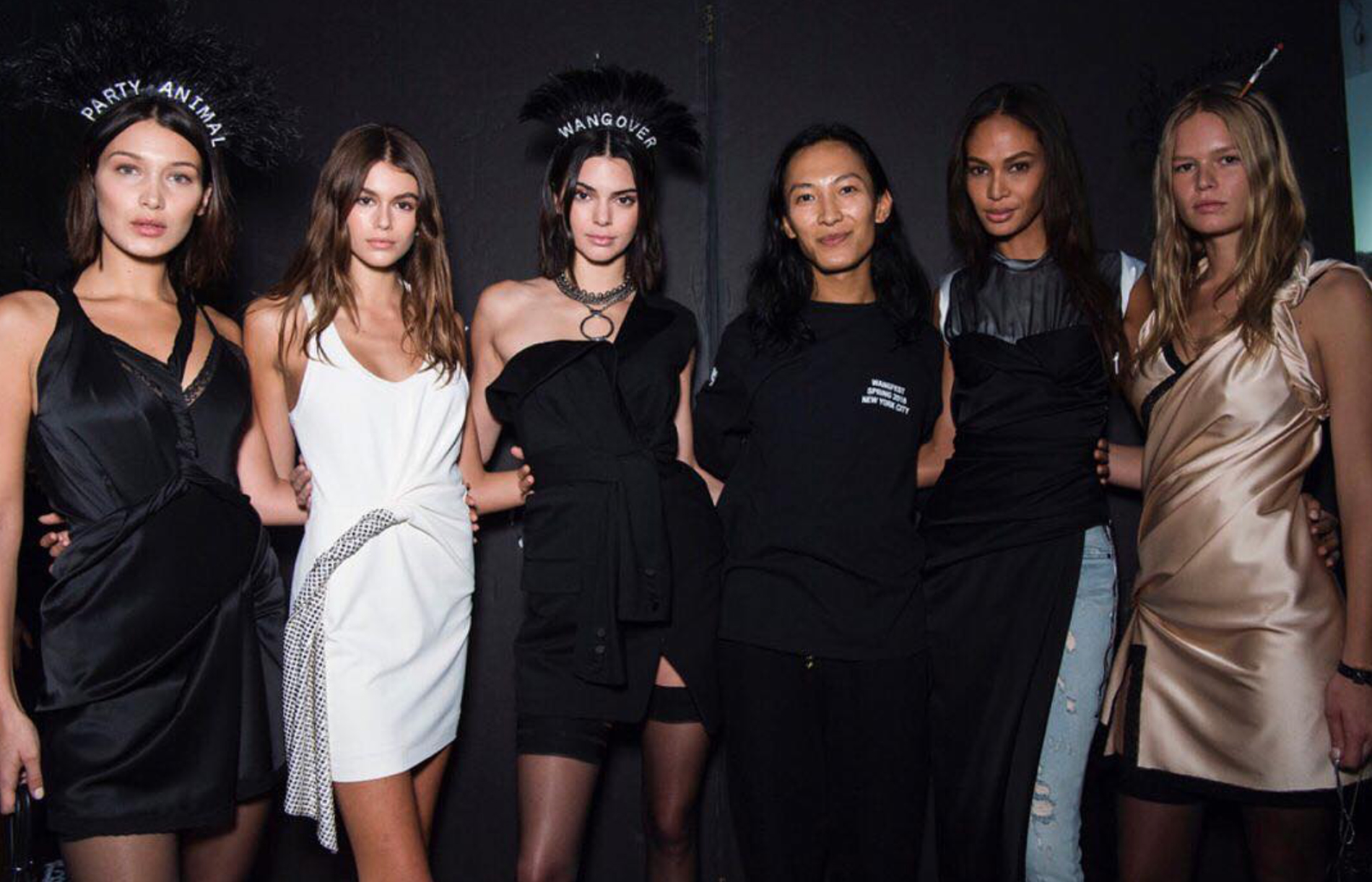 Alexander Wang tuyên bố rời khỏi Tuần lễ Thời trang New York Thương hiệu Alexander Wang sẽ rời khỏi New York Fashion Week