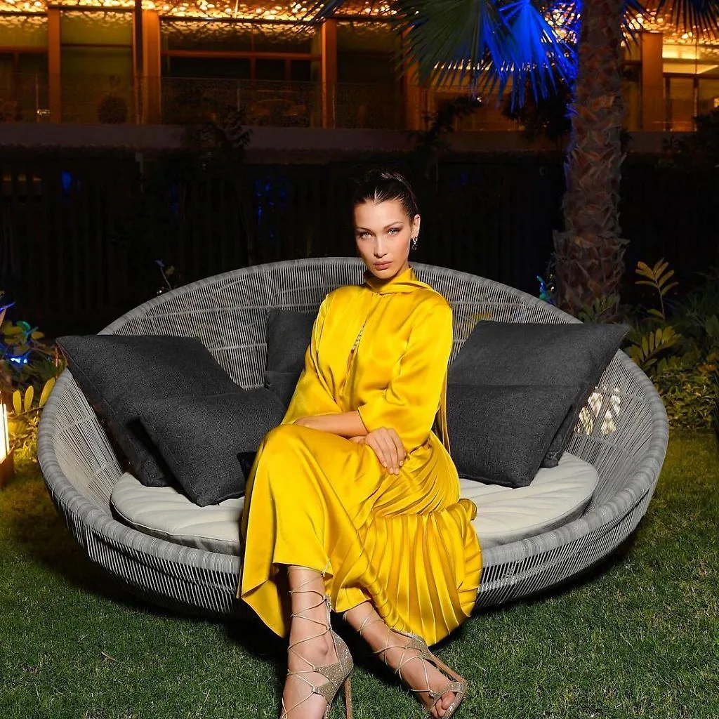 Bella Hadid Bella Hadid