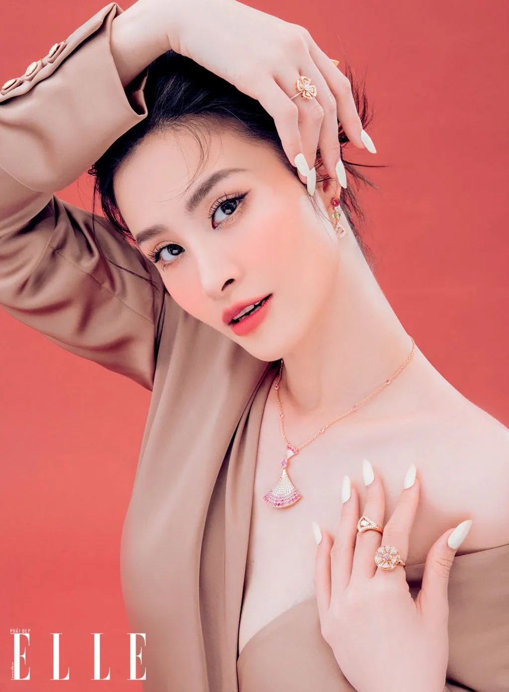 Đông Nhi trả lời phỏng vấn elle Đông Nhi trả lời phỏng vấn elle