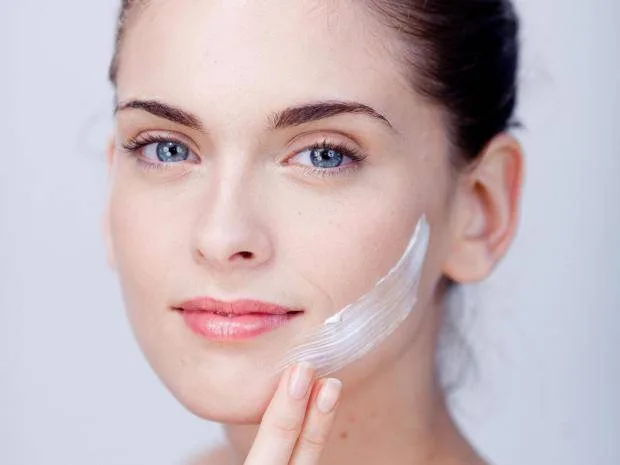 6 cách làm sạch da mặt khiến nhan sắc bị đánh cắp 6 cách làm sạch da mặt khiến nhan sắc bị đánh cắp
