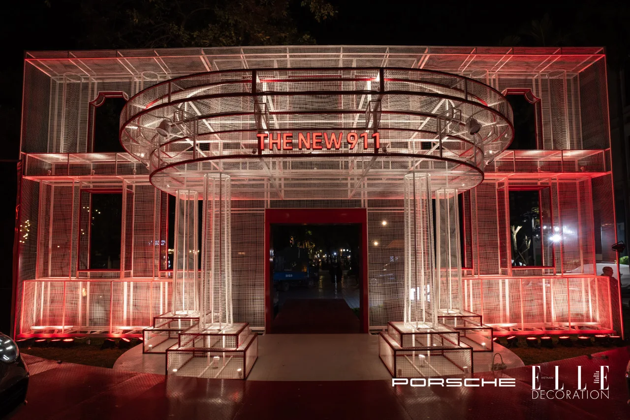 Porsche x ELLE Decoration Vietnam thiết kế sân khấu ra mắt