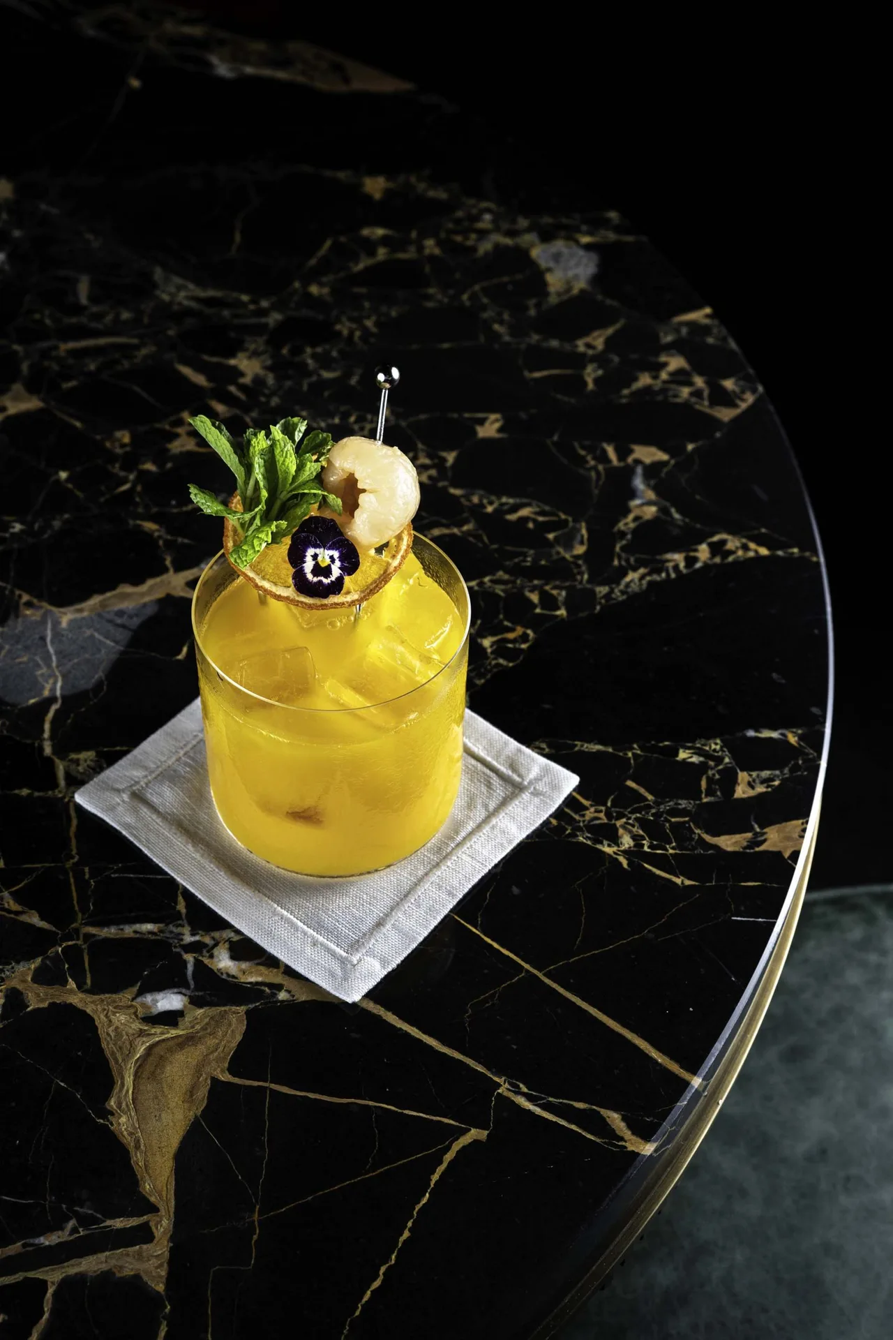 ẩm thực tại bar jade