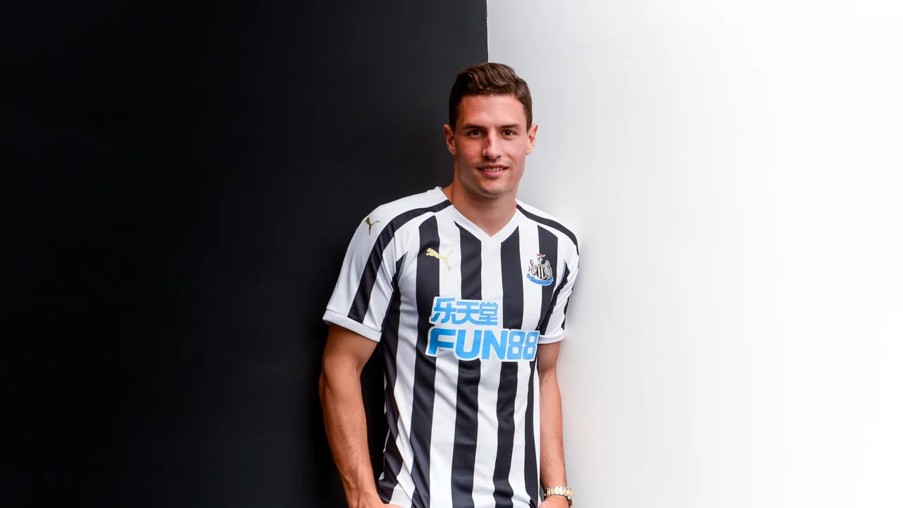 Euro Fabian Schar 3