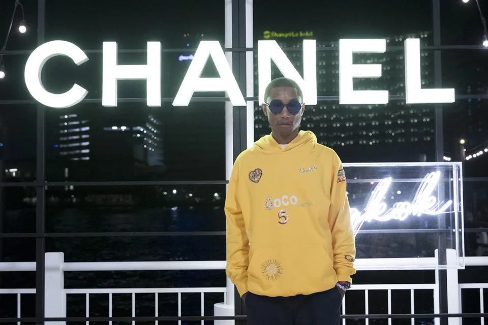 Thương hiệu Chanel tiếp tục “bắt tay” Pharrell Williams 3