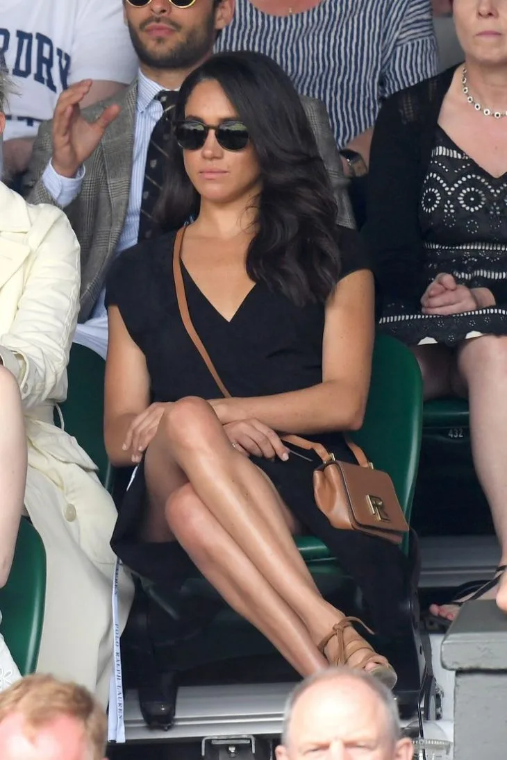 elle-viet-nam-15-dieu-meghan-markle-khong-duoc-phep-thuc-hien-khi-tro-thanh-nguoi-cua-hoang-gia-anh elle-viet-nam-15-dieu-meghan-markle-khong-duoc-phep-thuc-hien-khi-tro-thanh-nguoi-cua-hoang-gia-anh