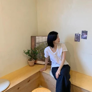 Lee bo-young - nước hoa cho phụ nữ trung niên