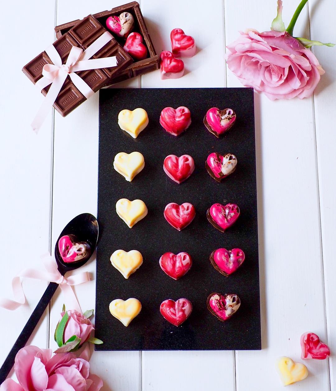 Valentine trắng 4