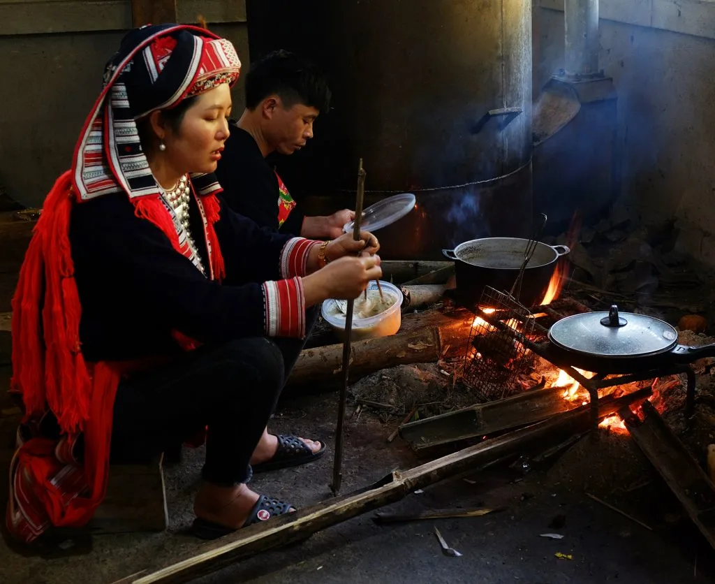 Hoàng Su Phì bếp người Dao Hoàng Su Phì bếp người Dao