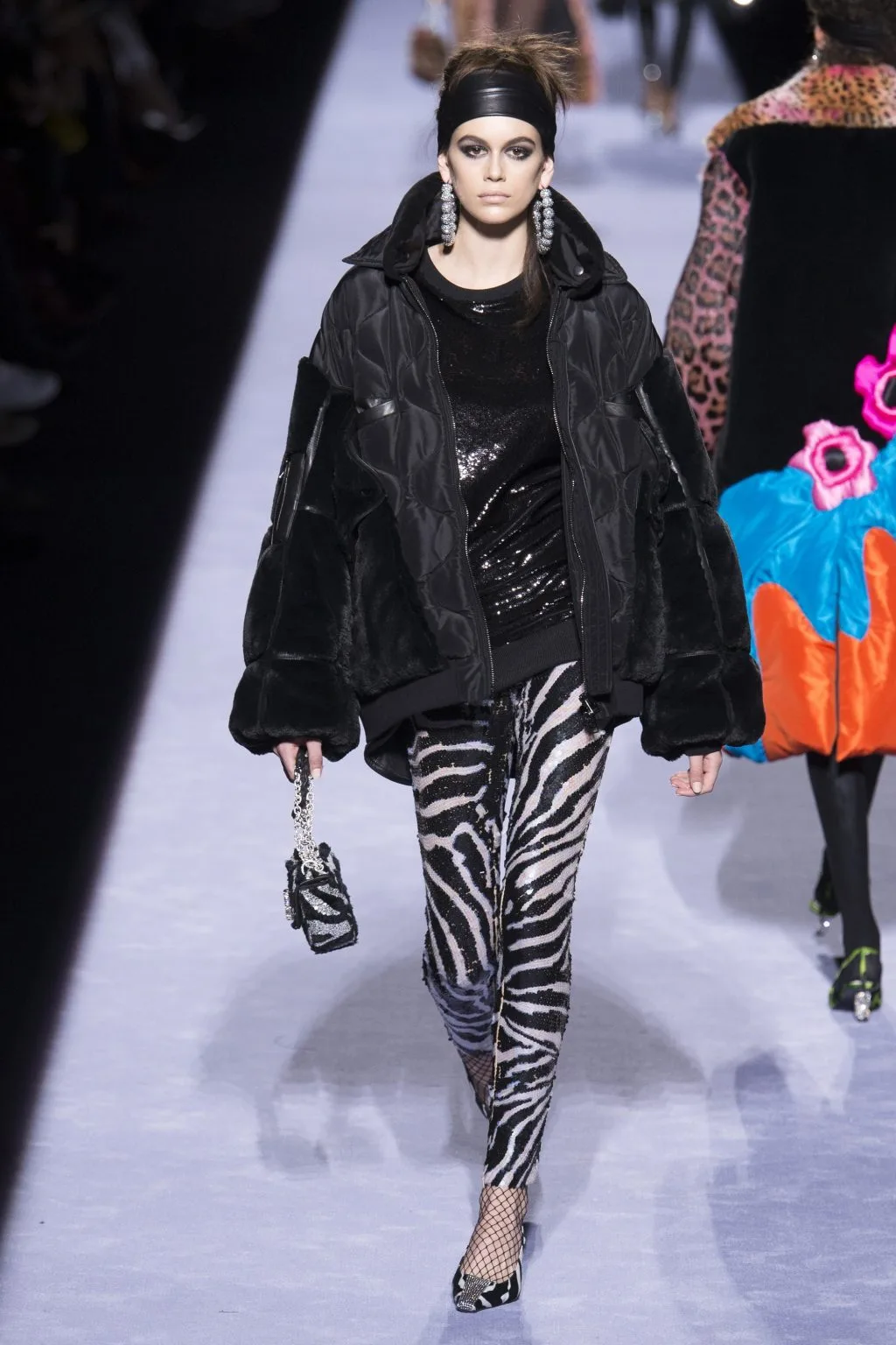 Thương hiệu Tom Ford Ready-to-wear Thu 2018: Thời đại hoàng kim thập niên 80 15 Thương hiệu Tom Ford Ready-to-wear Thu 2018: Thời đại hoàng kim thập niên 80 15