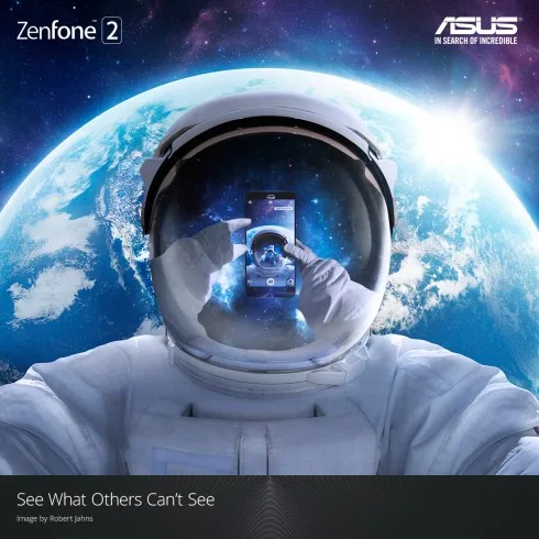 ASUS ZenFone và phi hành gia
