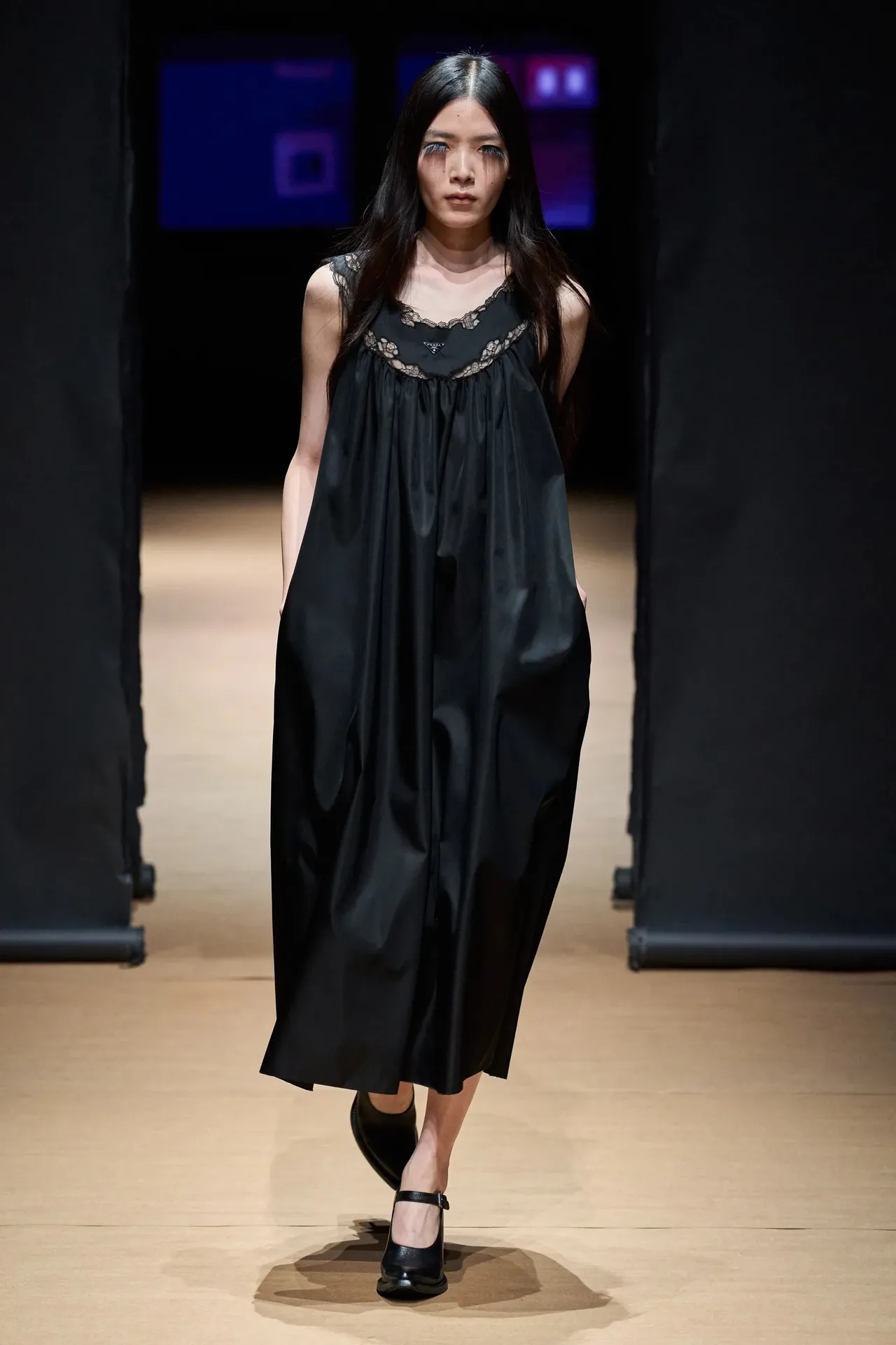 Prada Xuân Hè 2023 look 31
