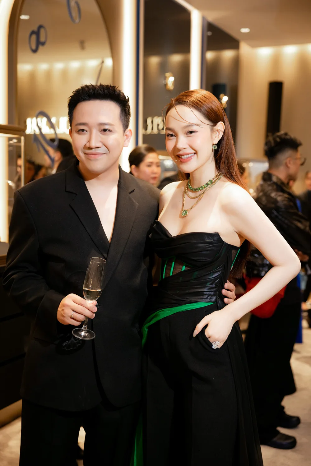 trấn thành minh hằng franck muller