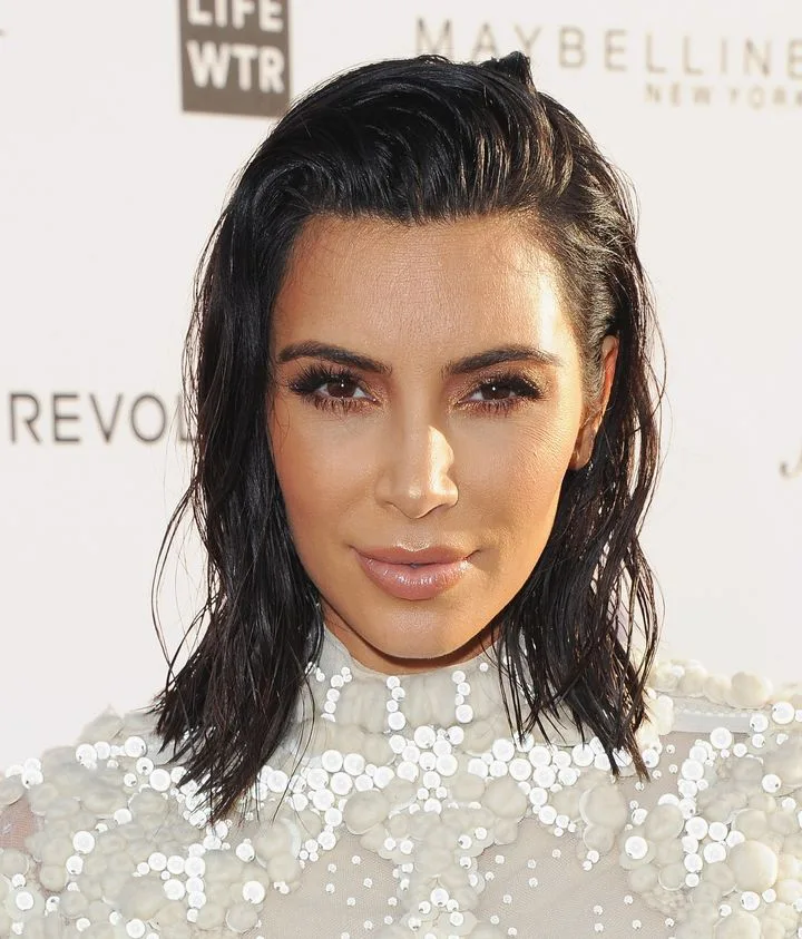 Kim Karrdashian với tóc layer Kim Karrdashian với tóc layer