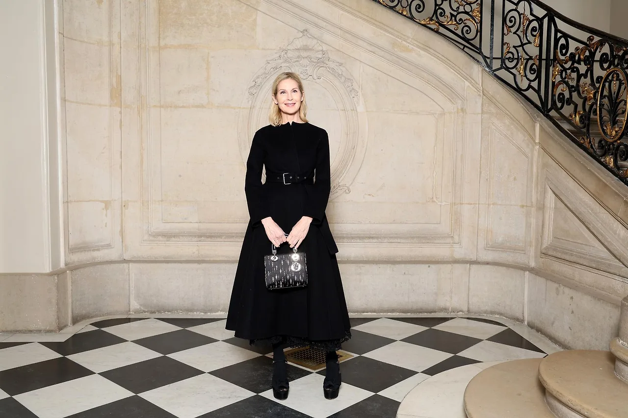 Kelly Rutherford tại sàn diễn thời trang Dior Haute Couture 2025
