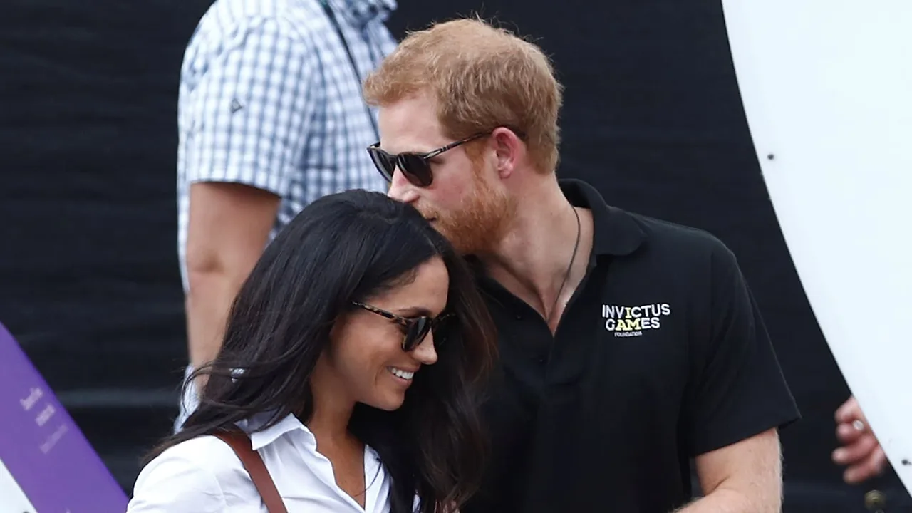 hoang tu harry va meghan markle