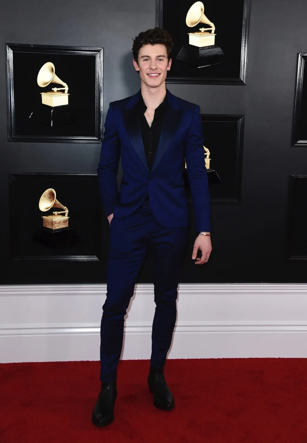 elle viêt nam thời trang thảm đỏ grammys 11