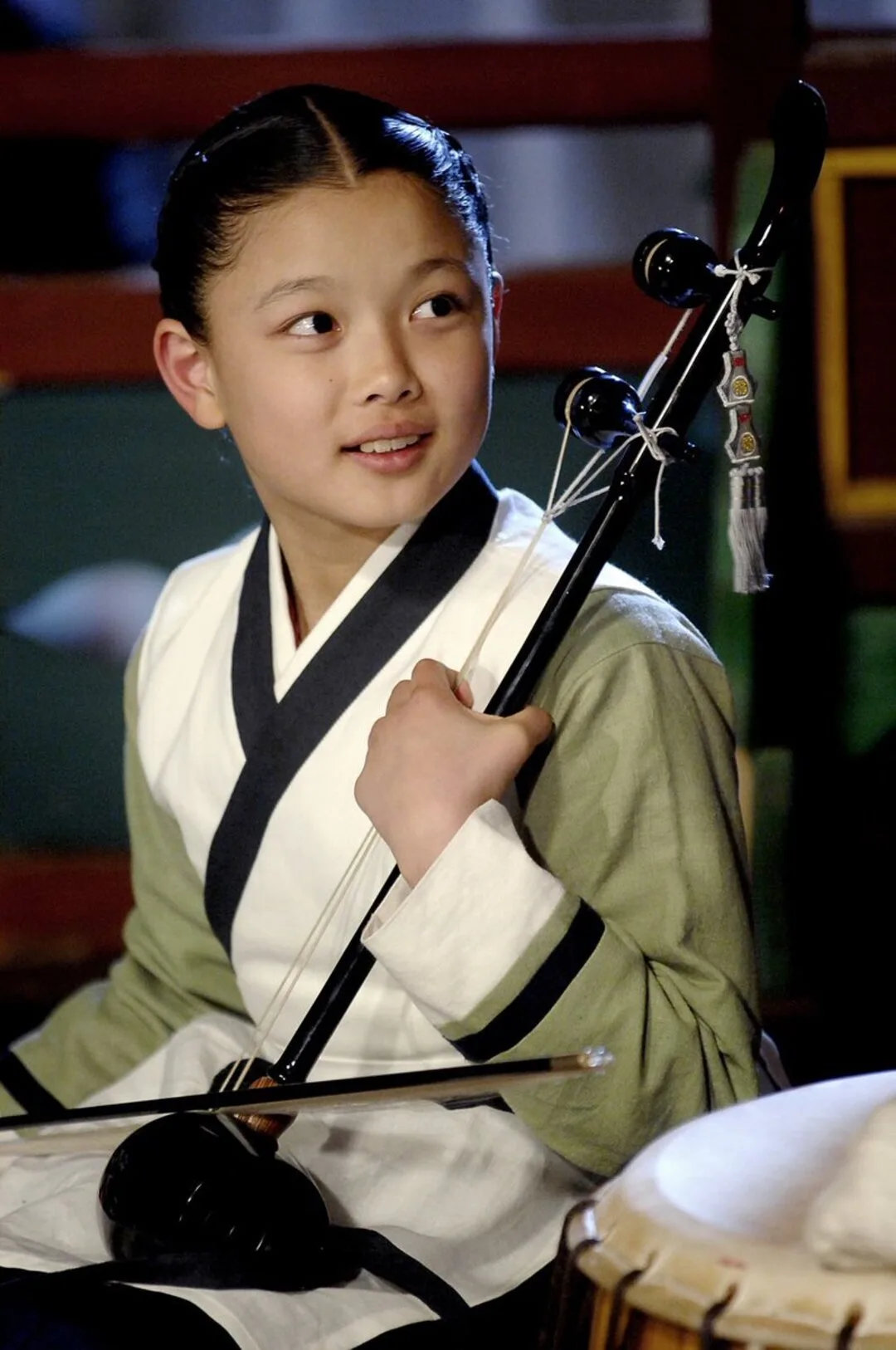 ELLE-DANH-SACH-PHIM-CUA-KIM-YOO-JUNG00028