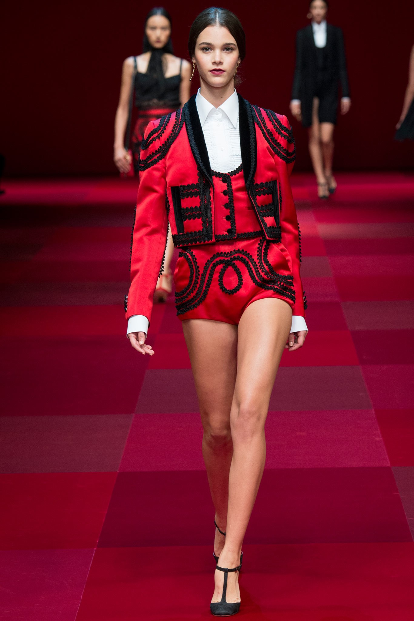 Bộ sưu tập DolceGabbana xuân hè 2015 Ellevn