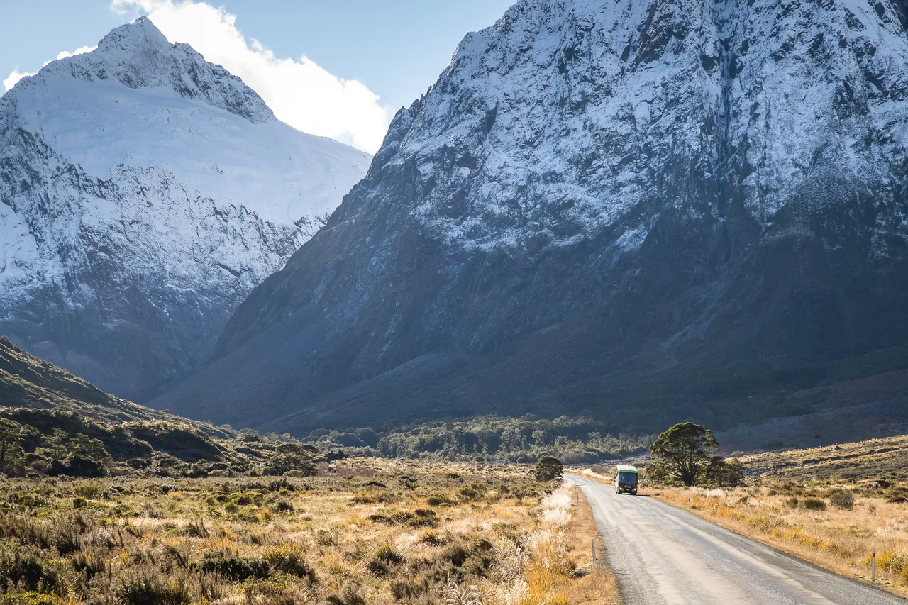 con đường milford new zealand