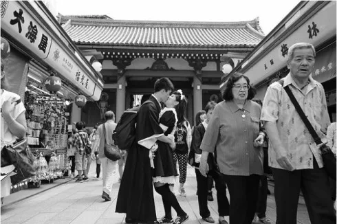 khoanh khac tinh yeu8_ellvietnam