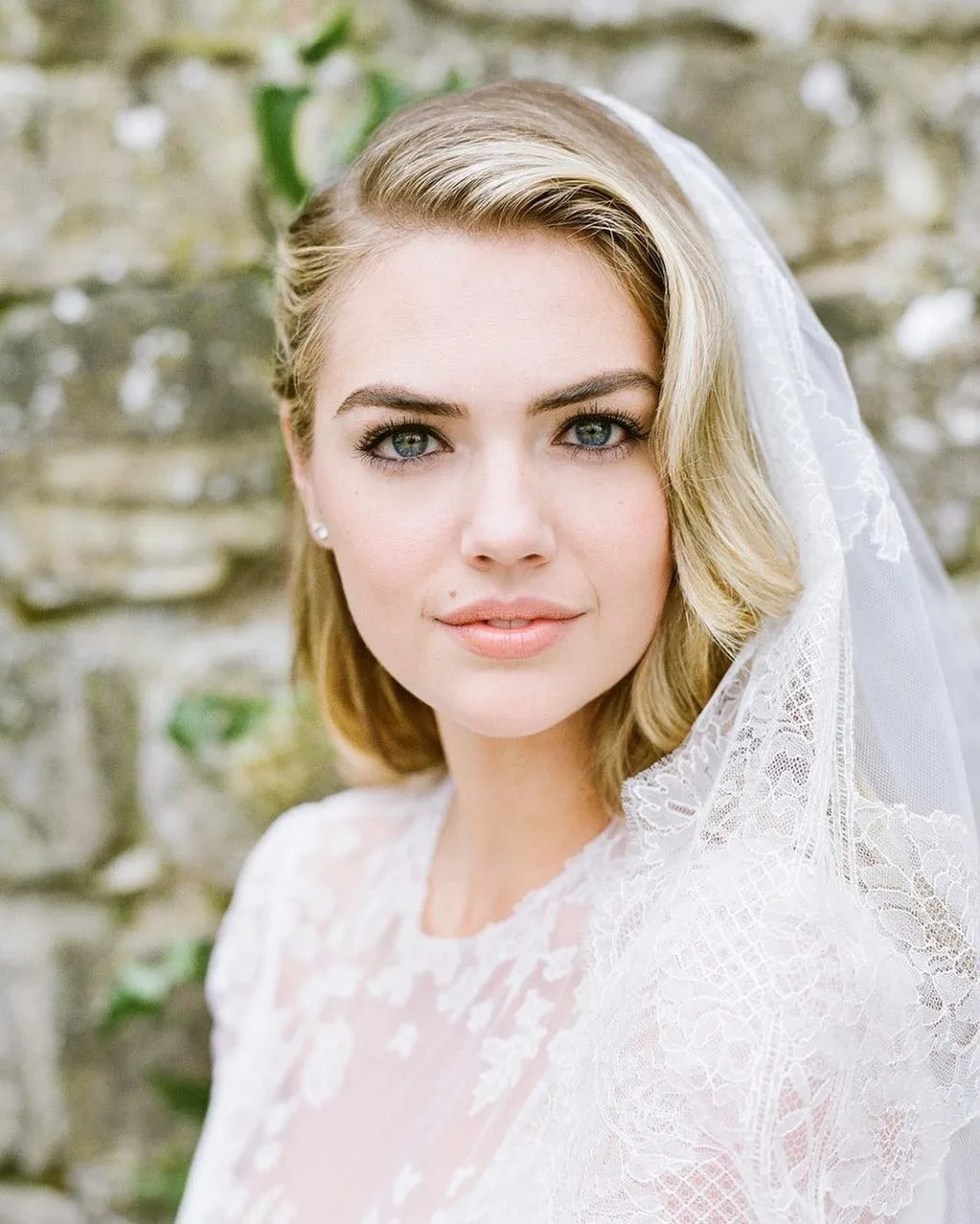 Kiểu tóc cô dâu Kate Upton Kiểu tóc cô dâu Kate Upton