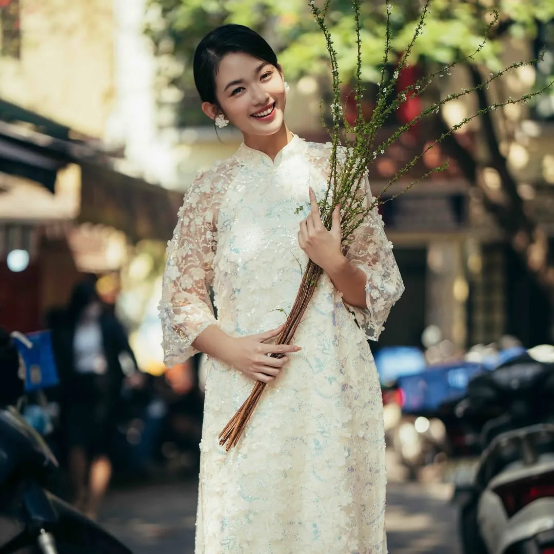Áo dài Tủ Nhà mây