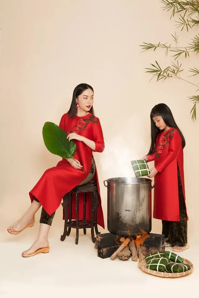 Mẫu áo dài đẹp nào sẽ phù hợp với bạn trong dịp Tết Mậu Tuất 2018? Mẫu áo dài đẹp nào sẽ phù hợp với bạn trong dịp Tết Mậu Tuất 2018?