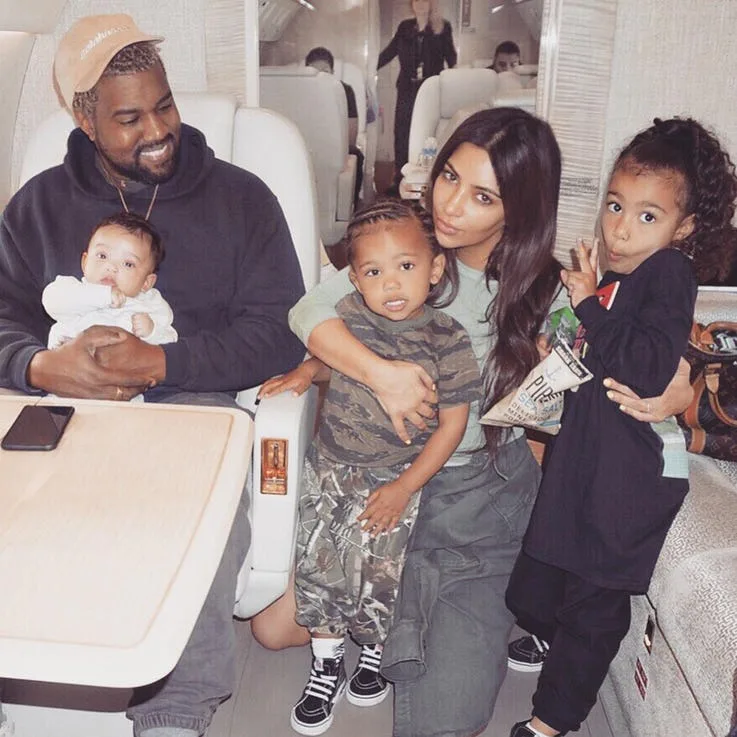 elle việt nam kardashian 02