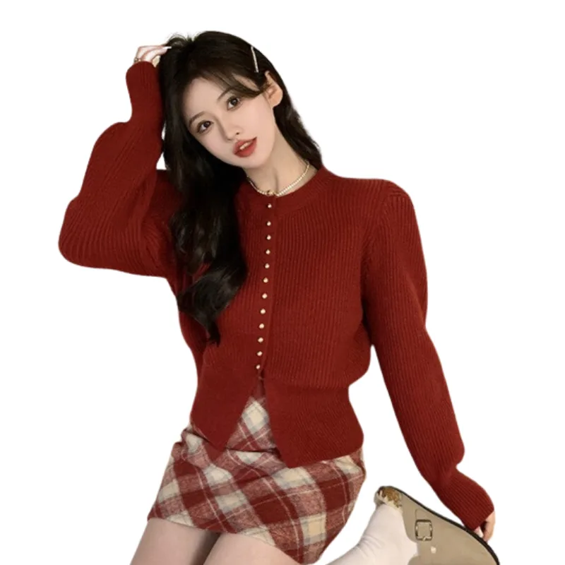 ELLE Linh (17).png