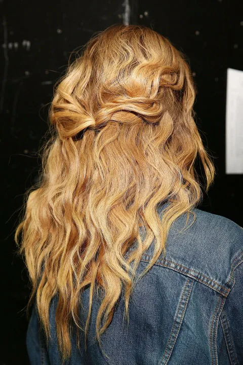 Xu hướng tóc mùa lễ hội lấy cảm hứng từ NYFW 2016 ELLE VN