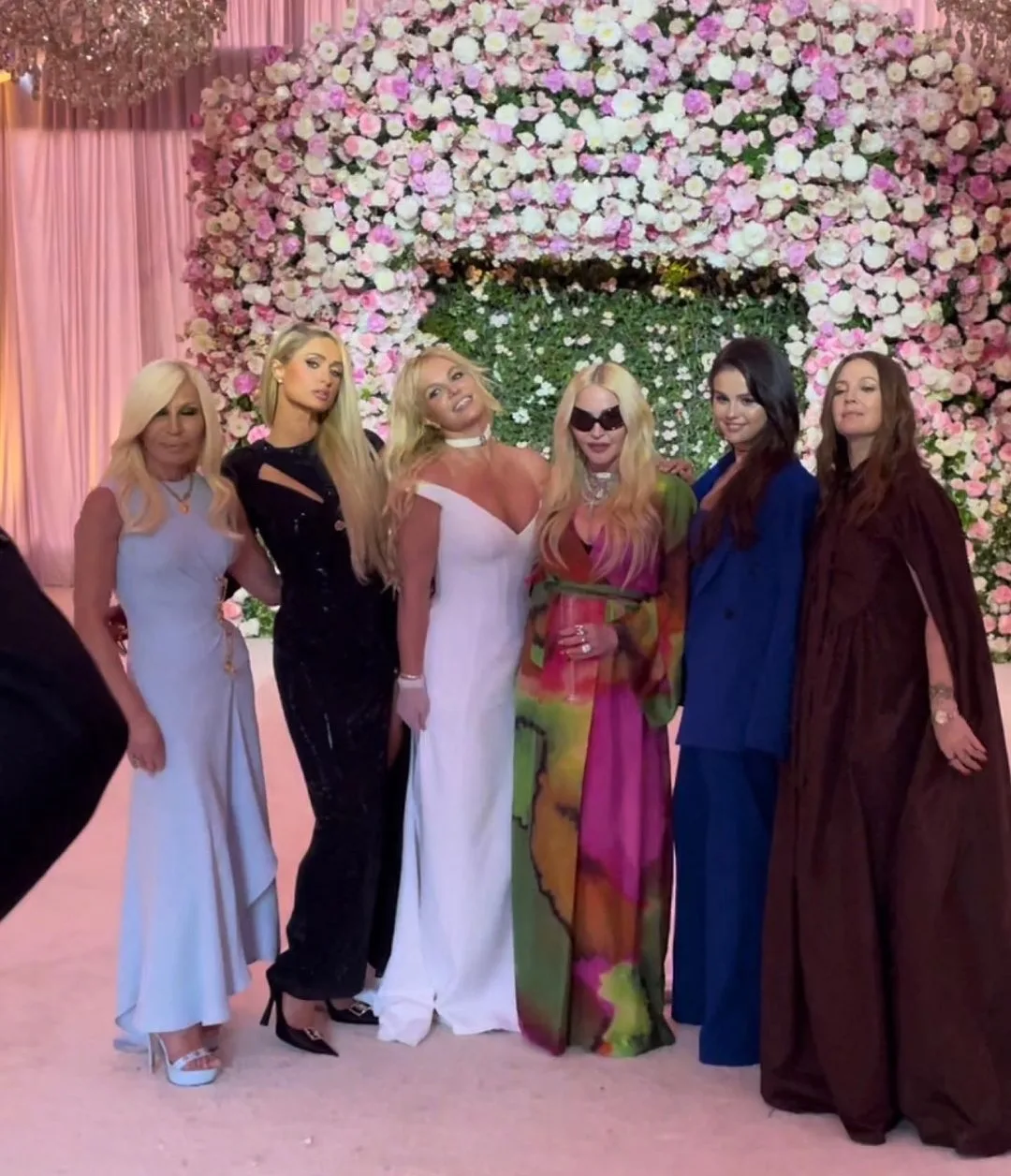 Khách mời đình đám trong đám cưới Britney