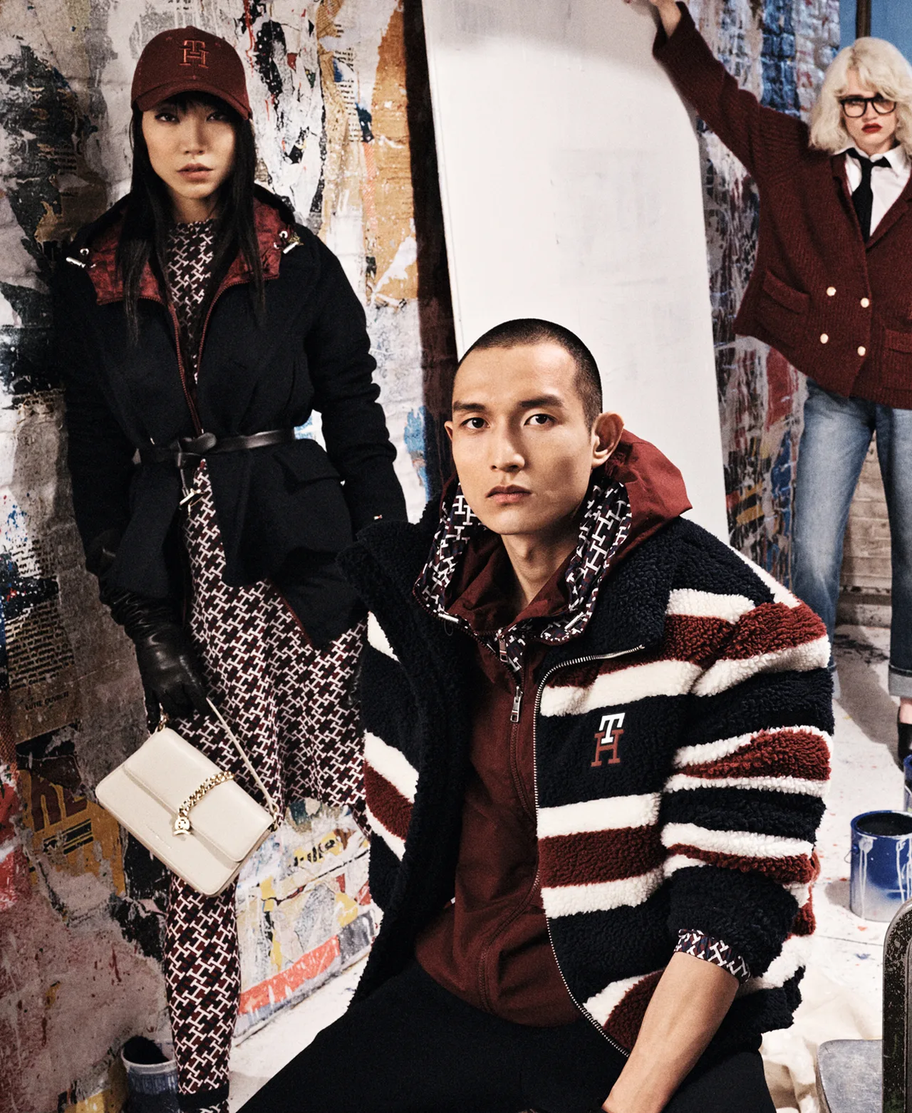 chiến dịch quảng bá BST TH Monogram của Tommy Hilfiger