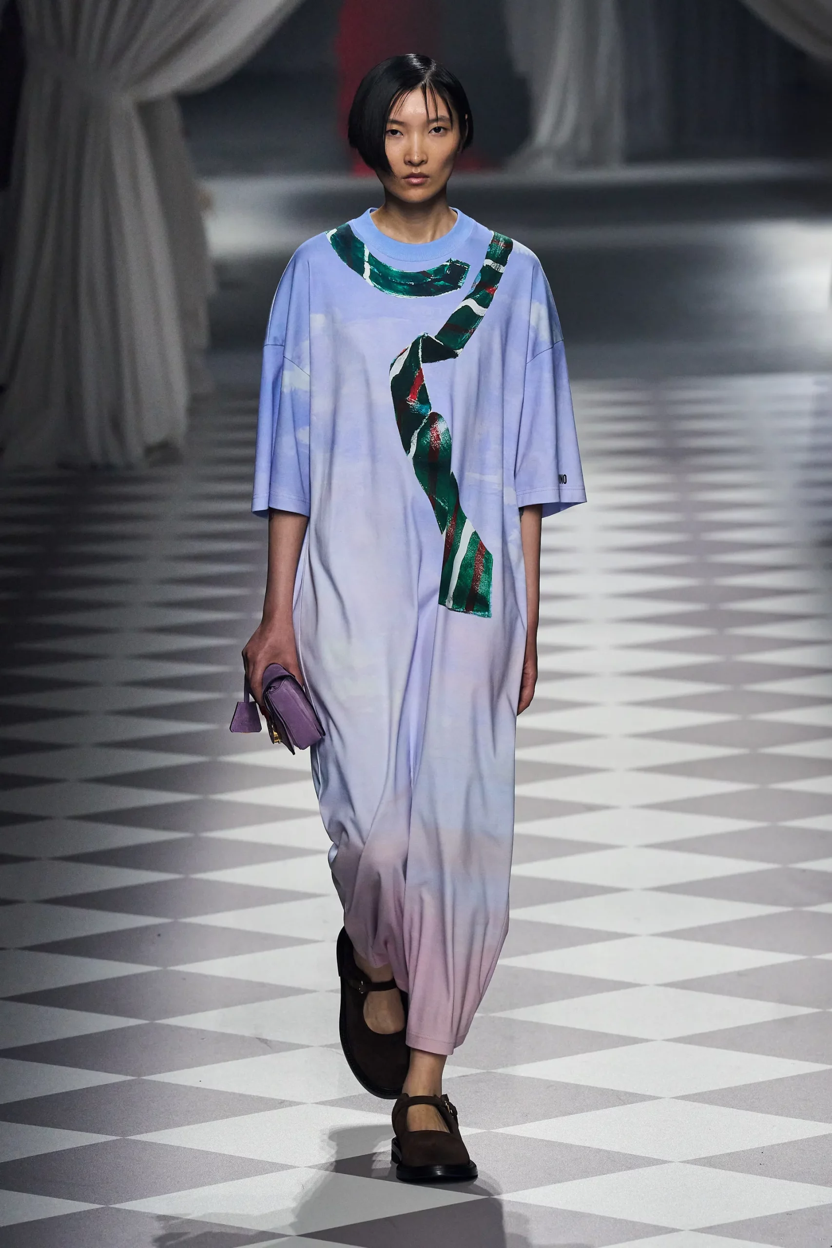 Moschino Thu - Đông 2024. (Ảnh: Getty Images)
