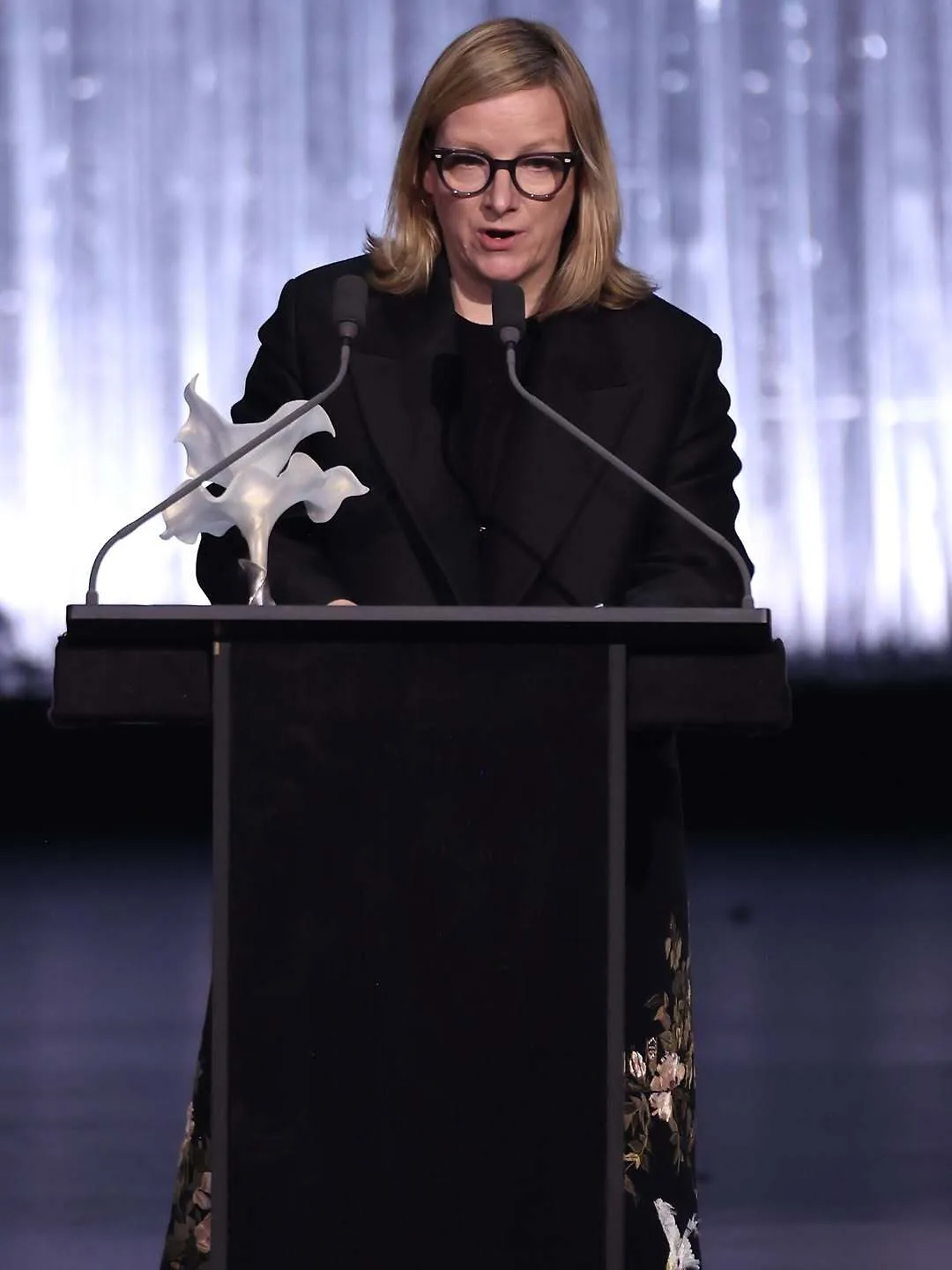 sarah burton the fashion awards 2025