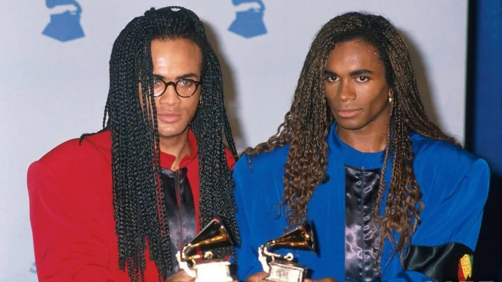 10 chiến thắng đặc biệt nhất trong lịch sử giải thưởng Grammy - Nhóm nhạc Milli Vanilli thắng giải Grammy