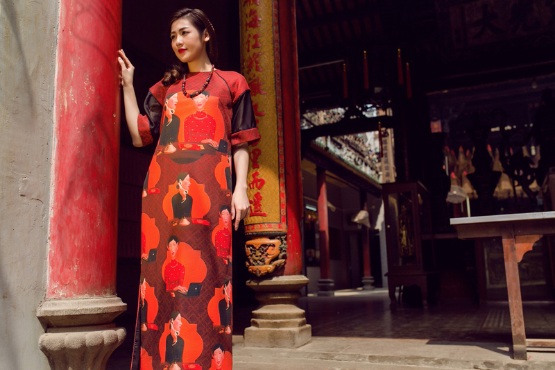 Áo dài của Adrian Anh Tuấn x Chinh - elle man 1