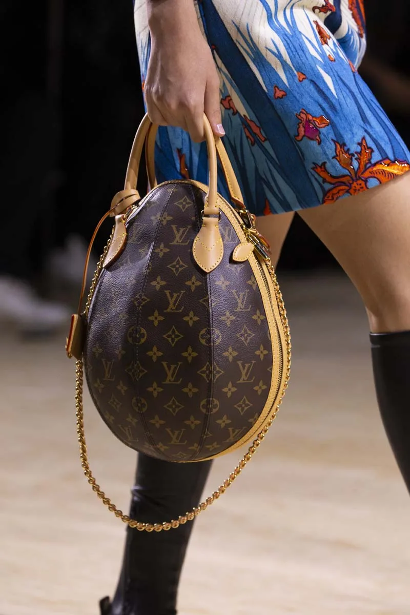 túi xách hình quả trứng louis vuitton