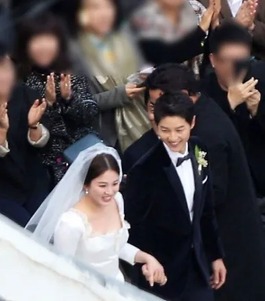 Song Joong Ki - elle 2