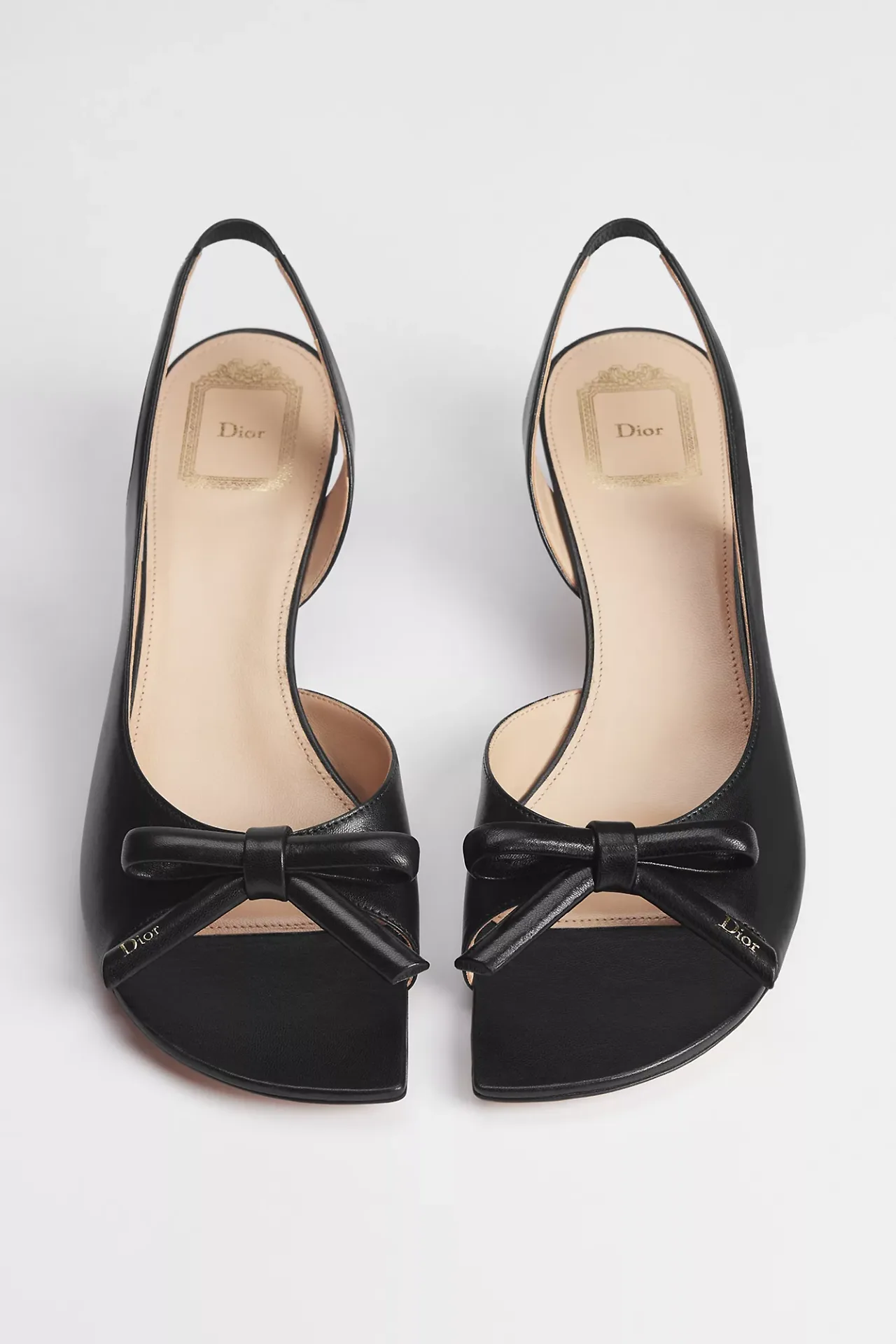 Gìay Dior.