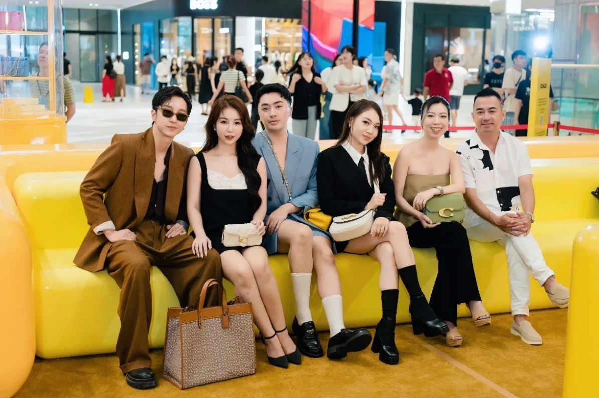 Dàn khách mời của Coach