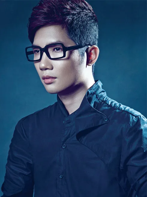 ellevn-make-up-artist-D.Y
